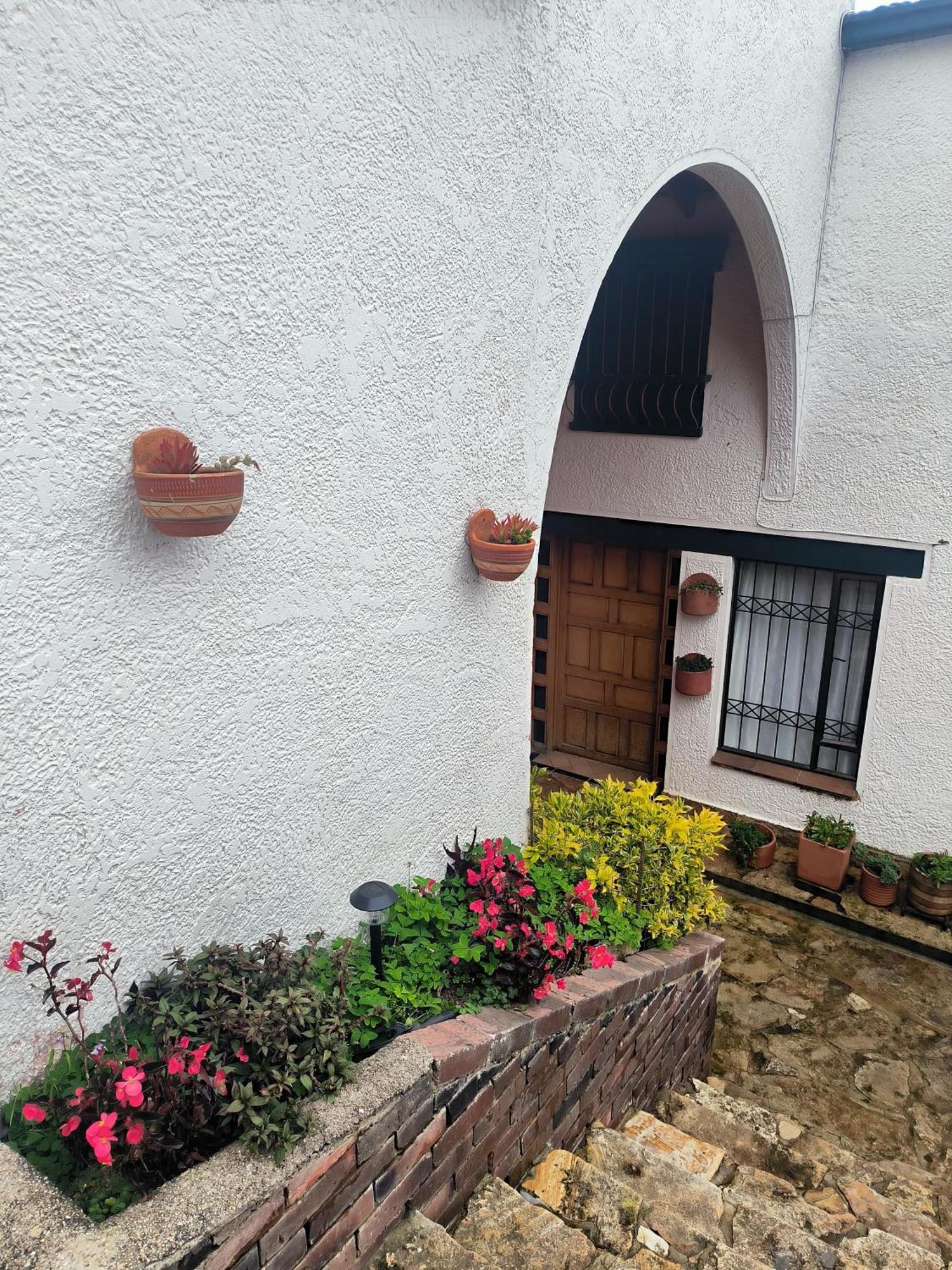 House Life Hotel La Calera Exterior foto